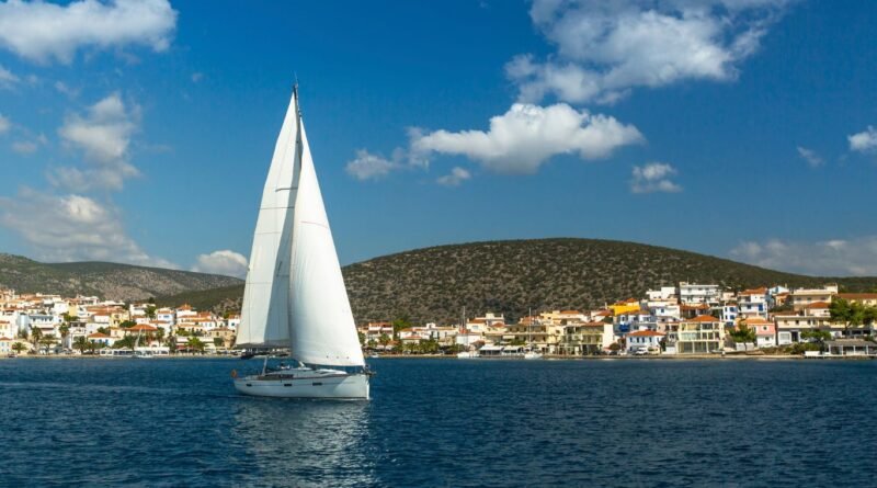 Luxurious Sailing Trip in the Greek Islands