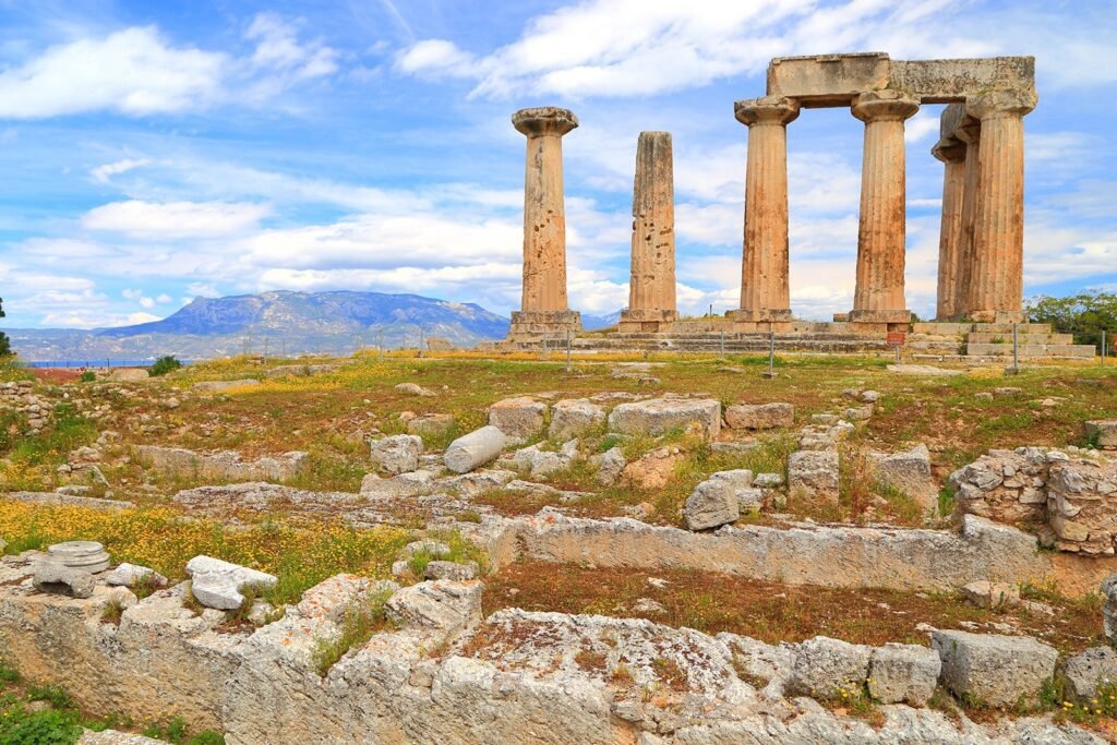 Exploring the Most Famous Ancient Ruins in Greece